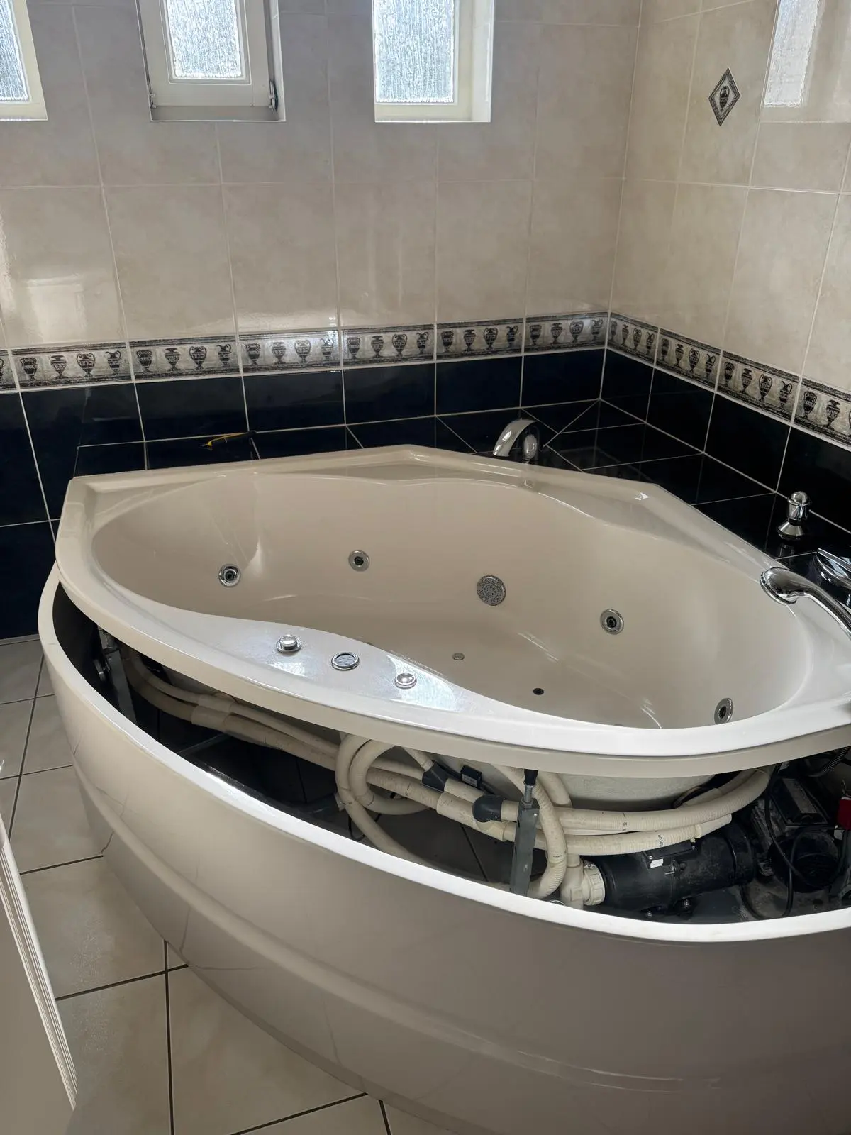 Marmerlook badkamer voor renovatie